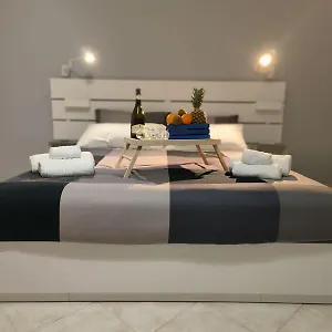 Apartment Sikelia House Cefalu