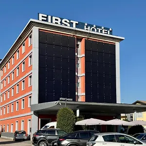 hotellátogatás