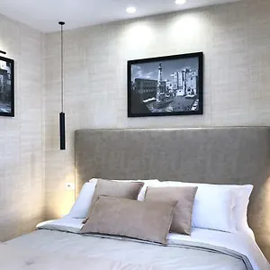 hotellátogatás