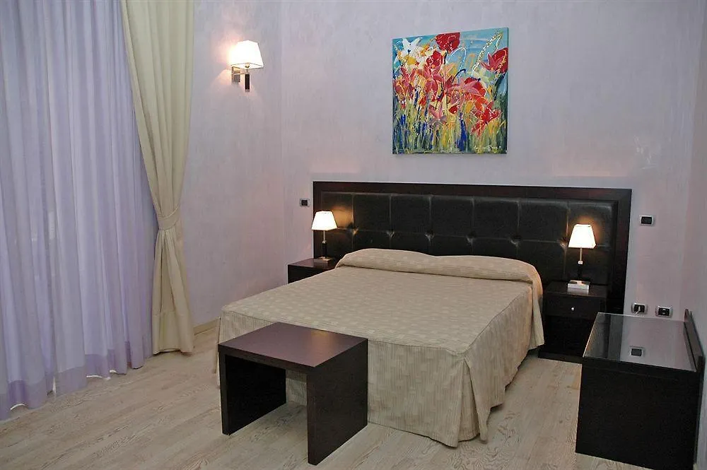 Hotel Le Petit Rome