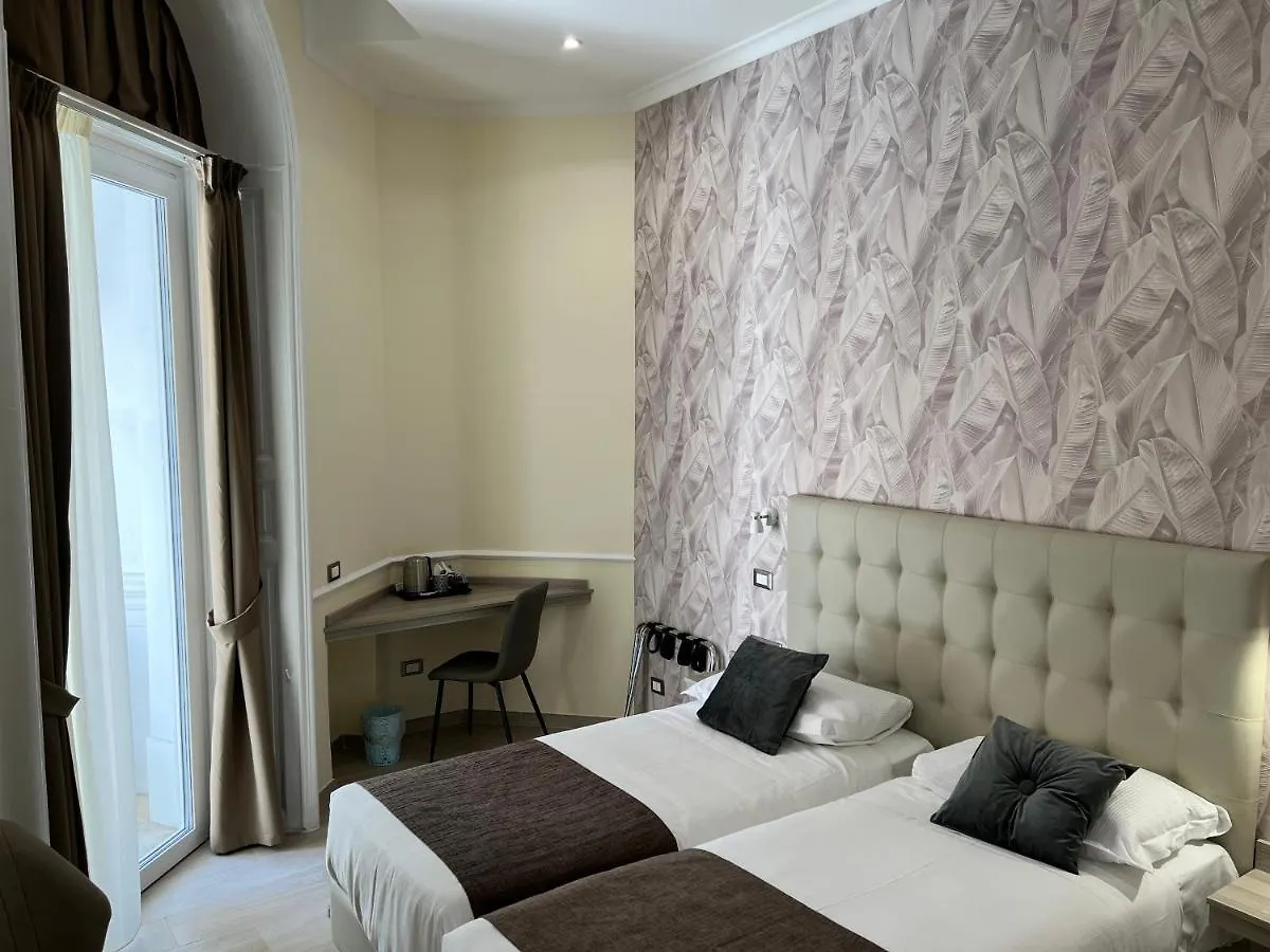 Hotel Le Petit Rome Italy