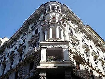 Hotel Le Petit Rome