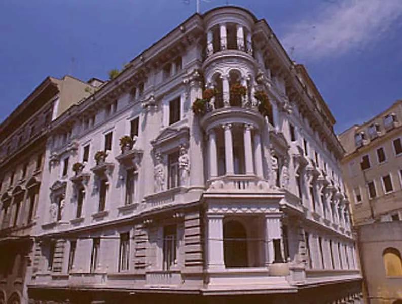 Hotel Le Petit Rome Italy