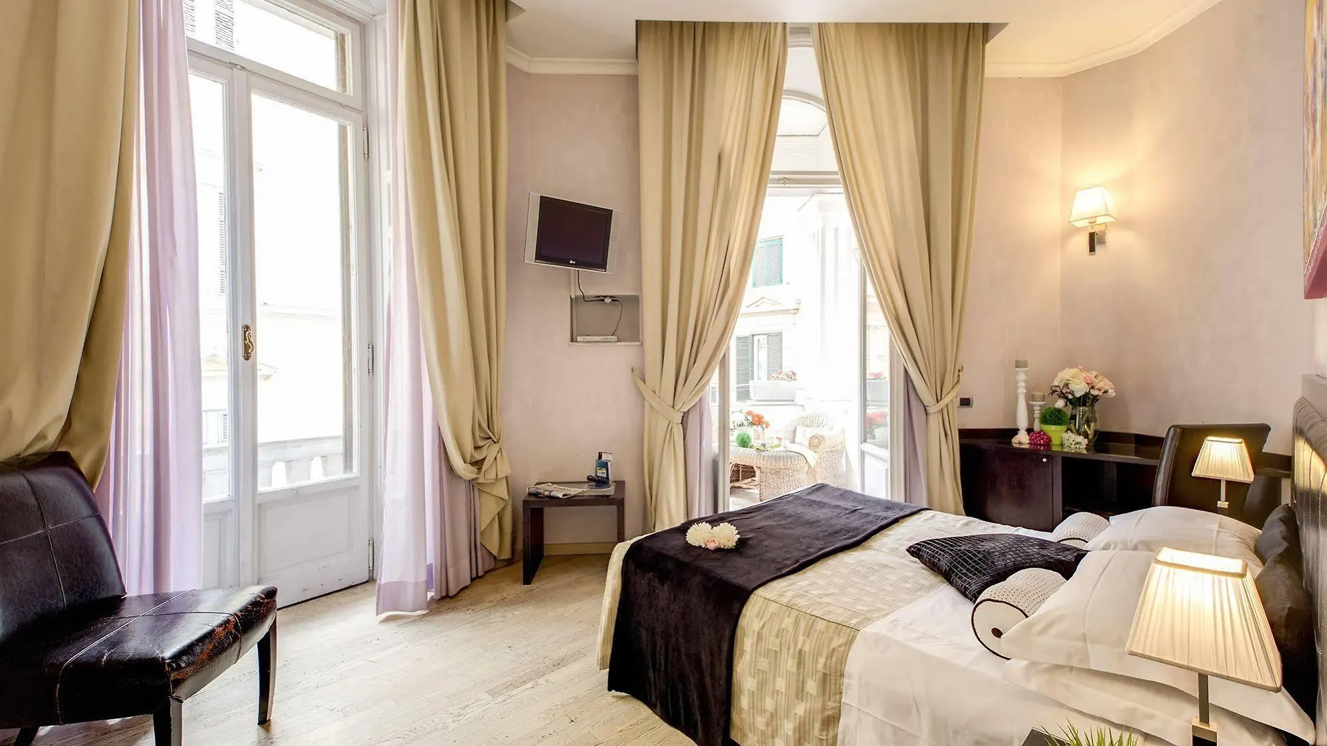 Hotel Le Petit Rome 3*,