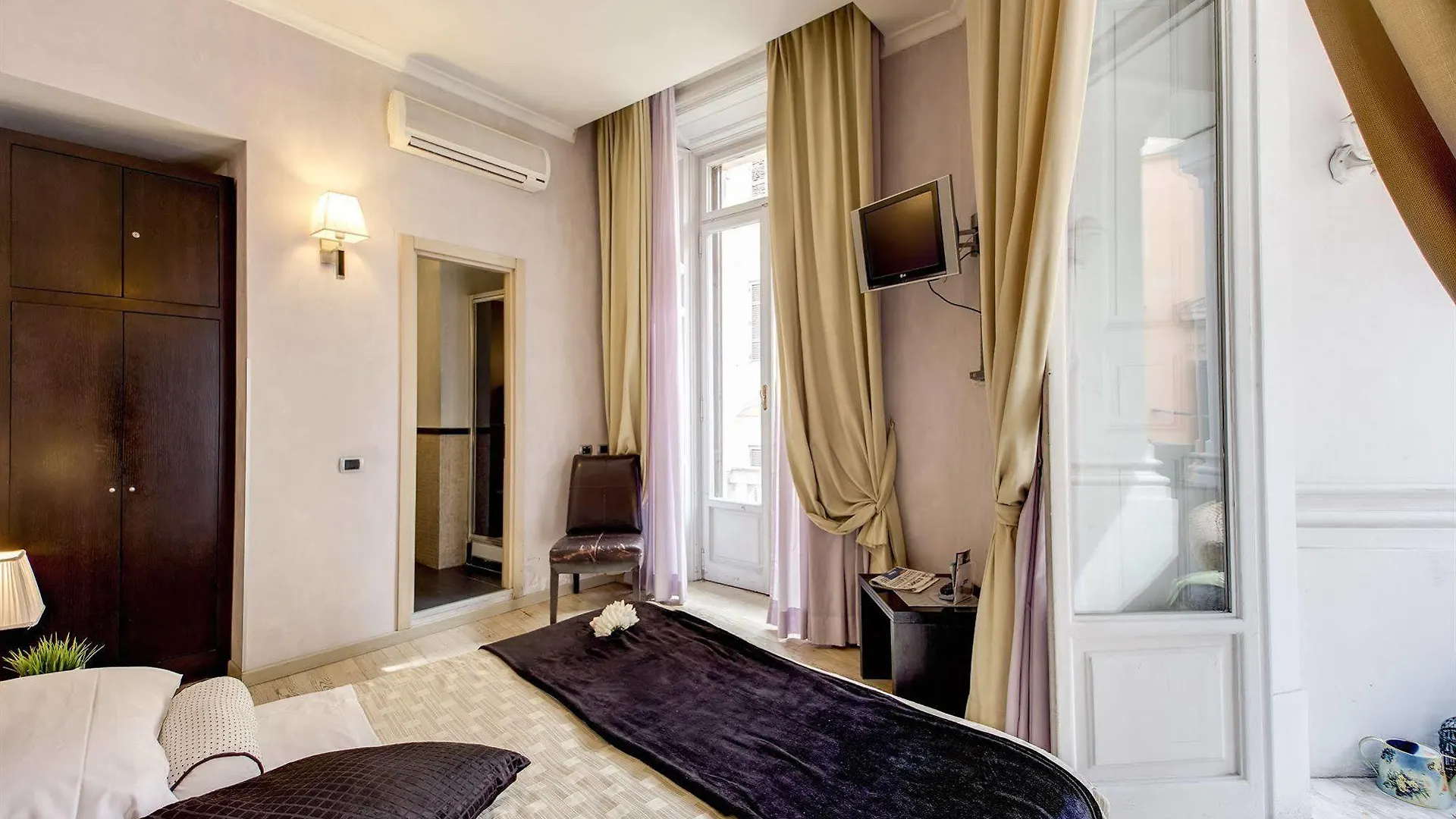 Hotel Le Petit Rome