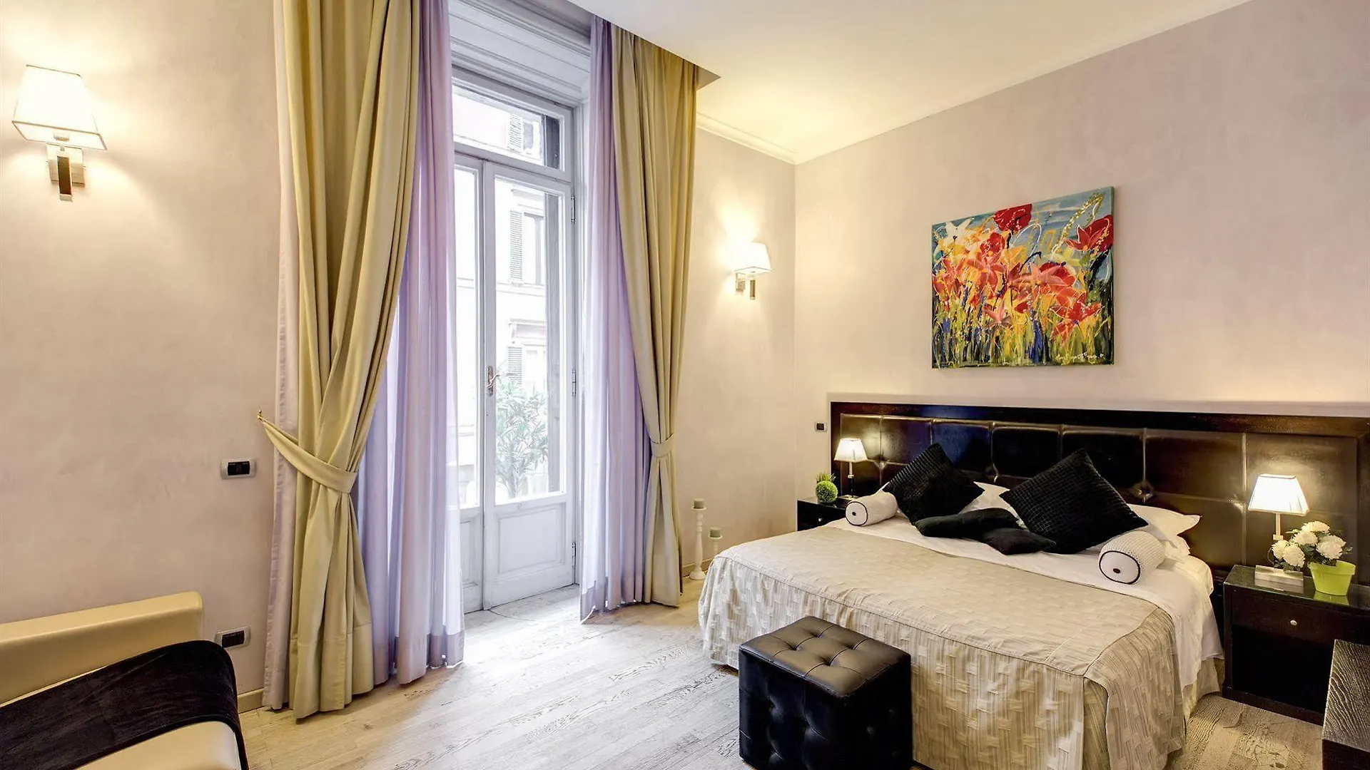 Hotel Le Petit Rome 3*,  Italy
