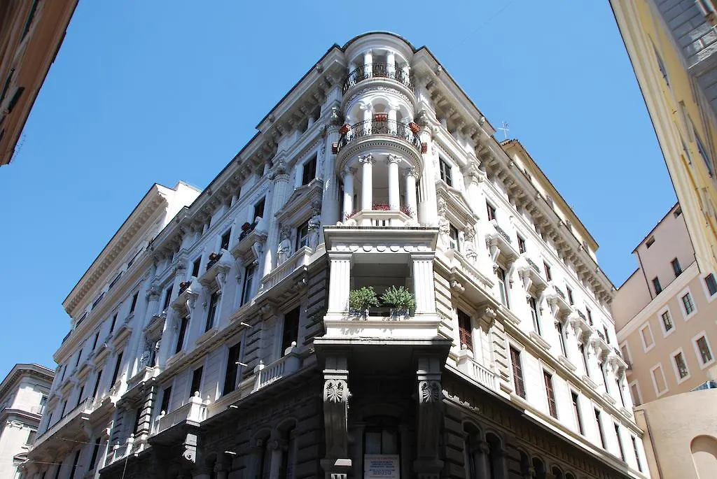 Hotel Le Petit Rome Italy